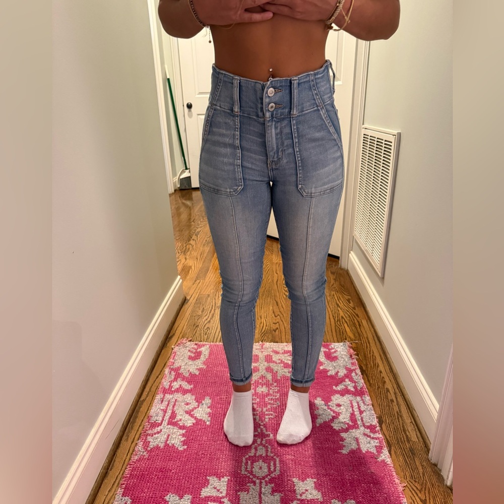 AMERICAN EAGLE SKINNY JEANS
